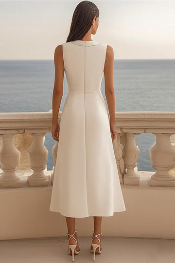 Robe de travail midi à revers châle en satin ivoire avec fente